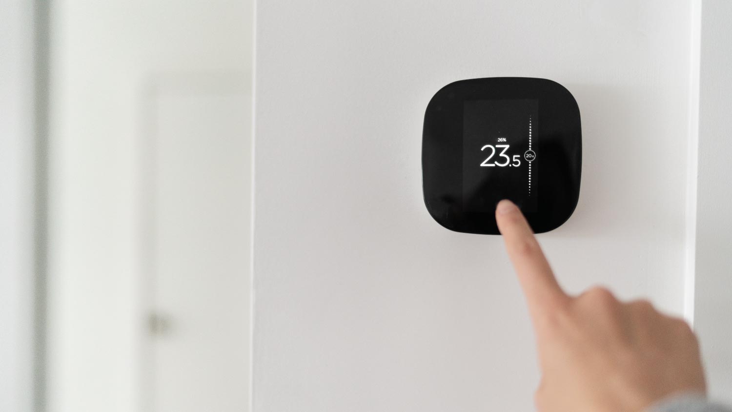 Smart home digital thermostat