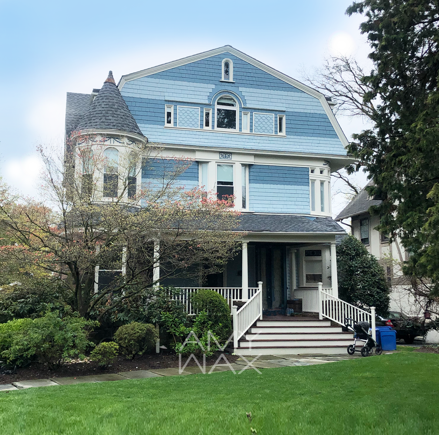 A Victorian house with different patterns