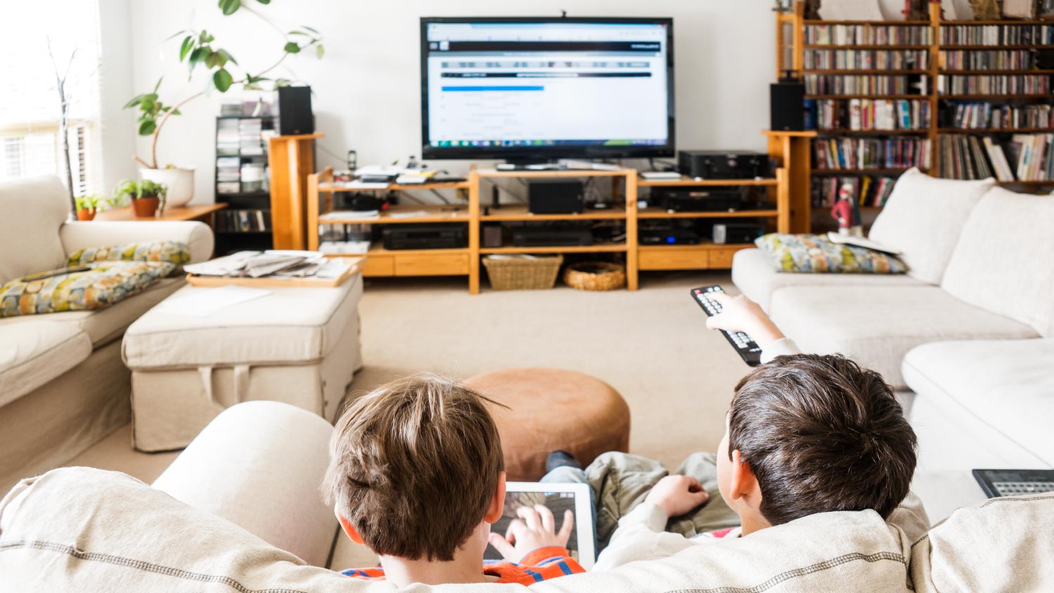 children watching TV