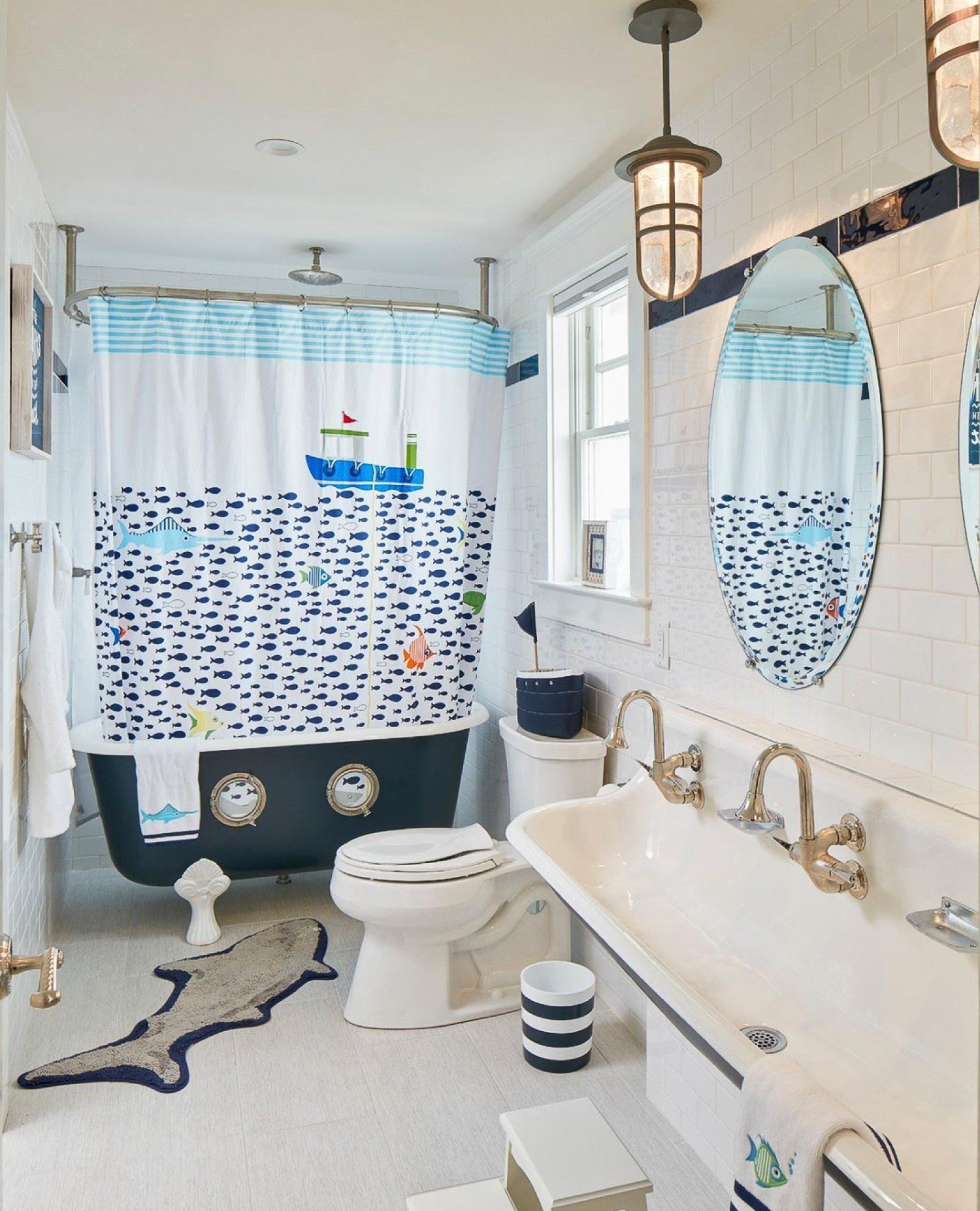 6 Fun and Practical Ideas for the Kids' Bathroom