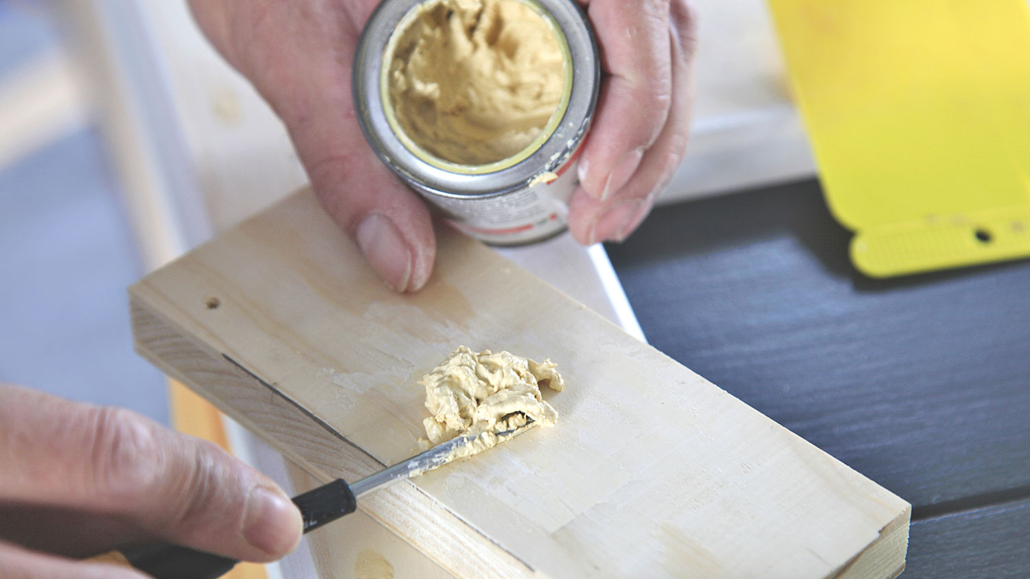 Filling furniture hole with wood filler