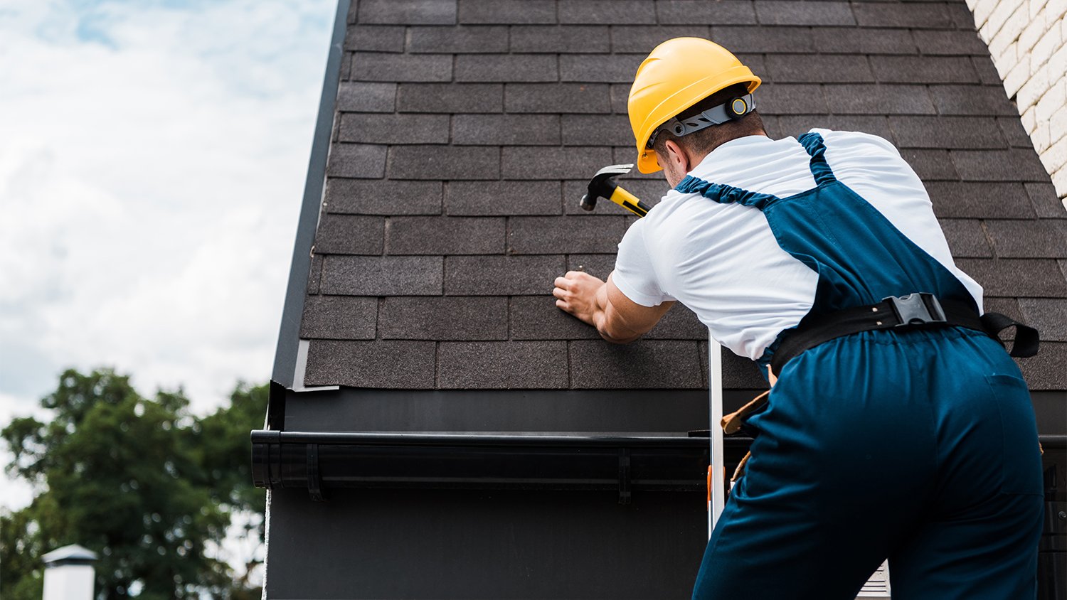 How Long Does It Take To Replace a Roof?