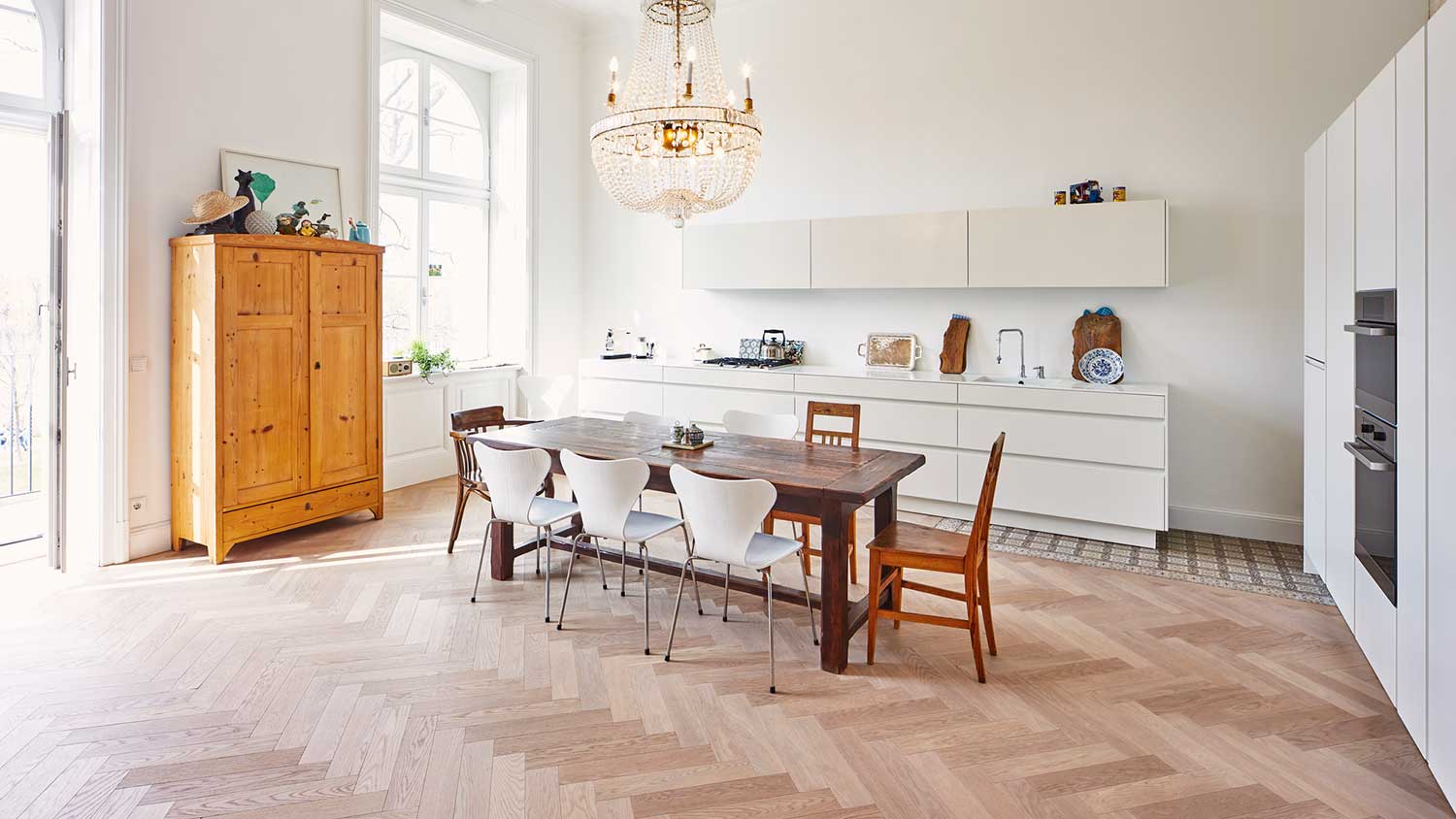 Refurbished kitchen with dining table