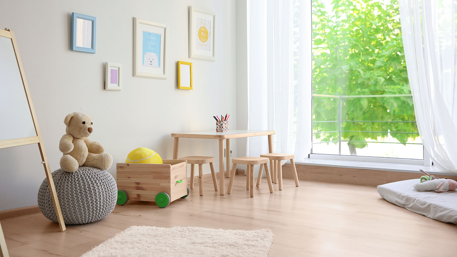 Stylish and neat toy room