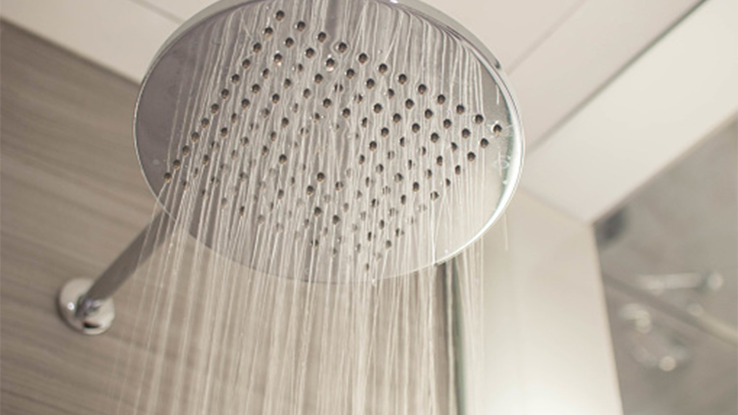 Modern showerhead water circle showerhead