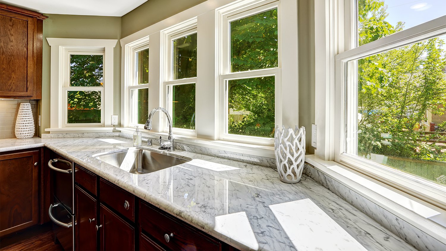 single hung windows in kitchen