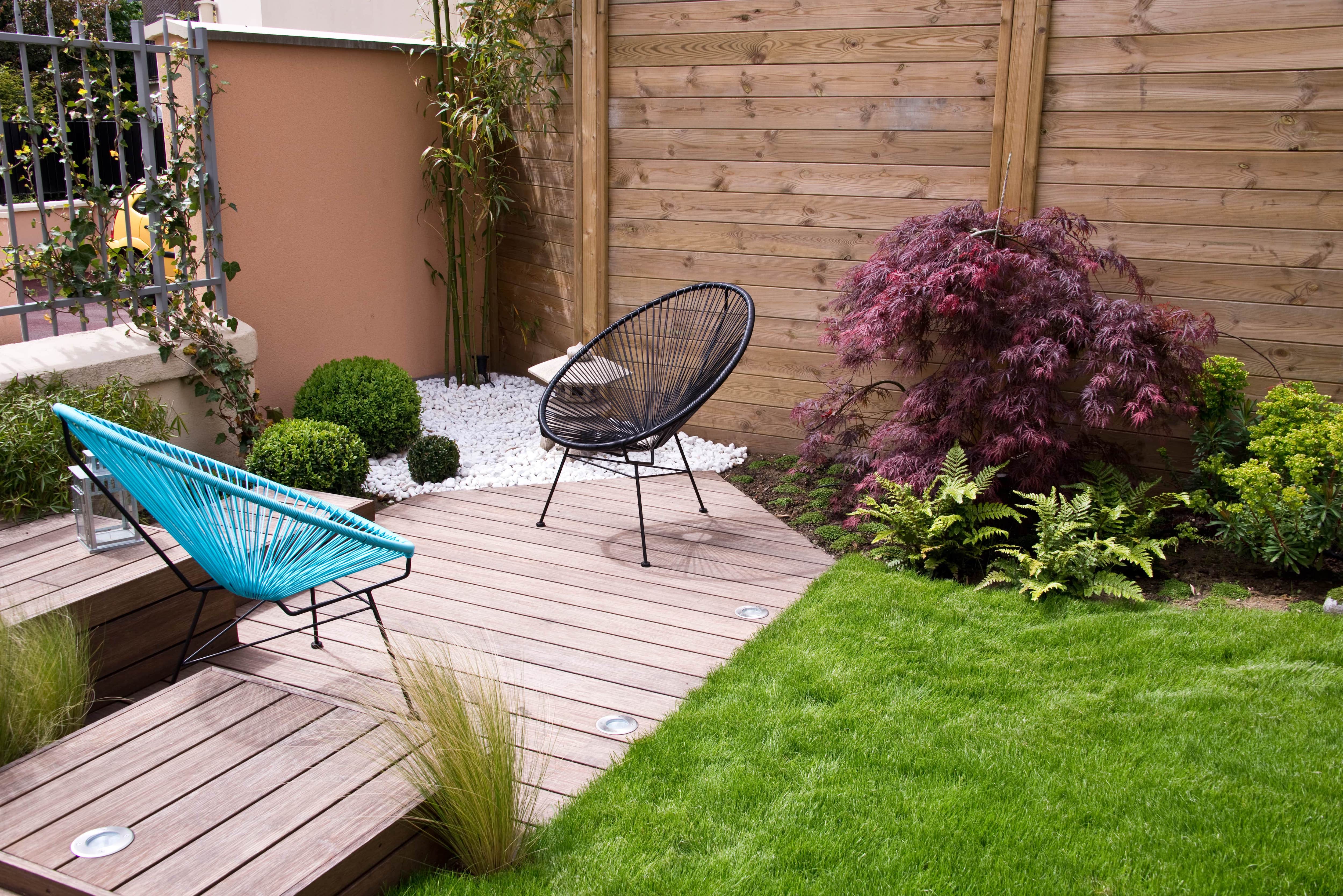 Small backyard deck 