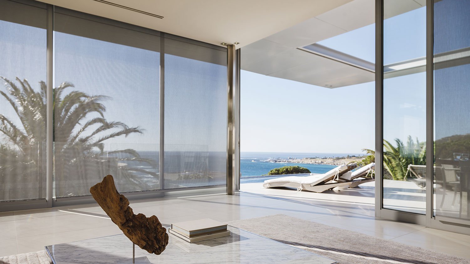 Modern living room with view to the ocean