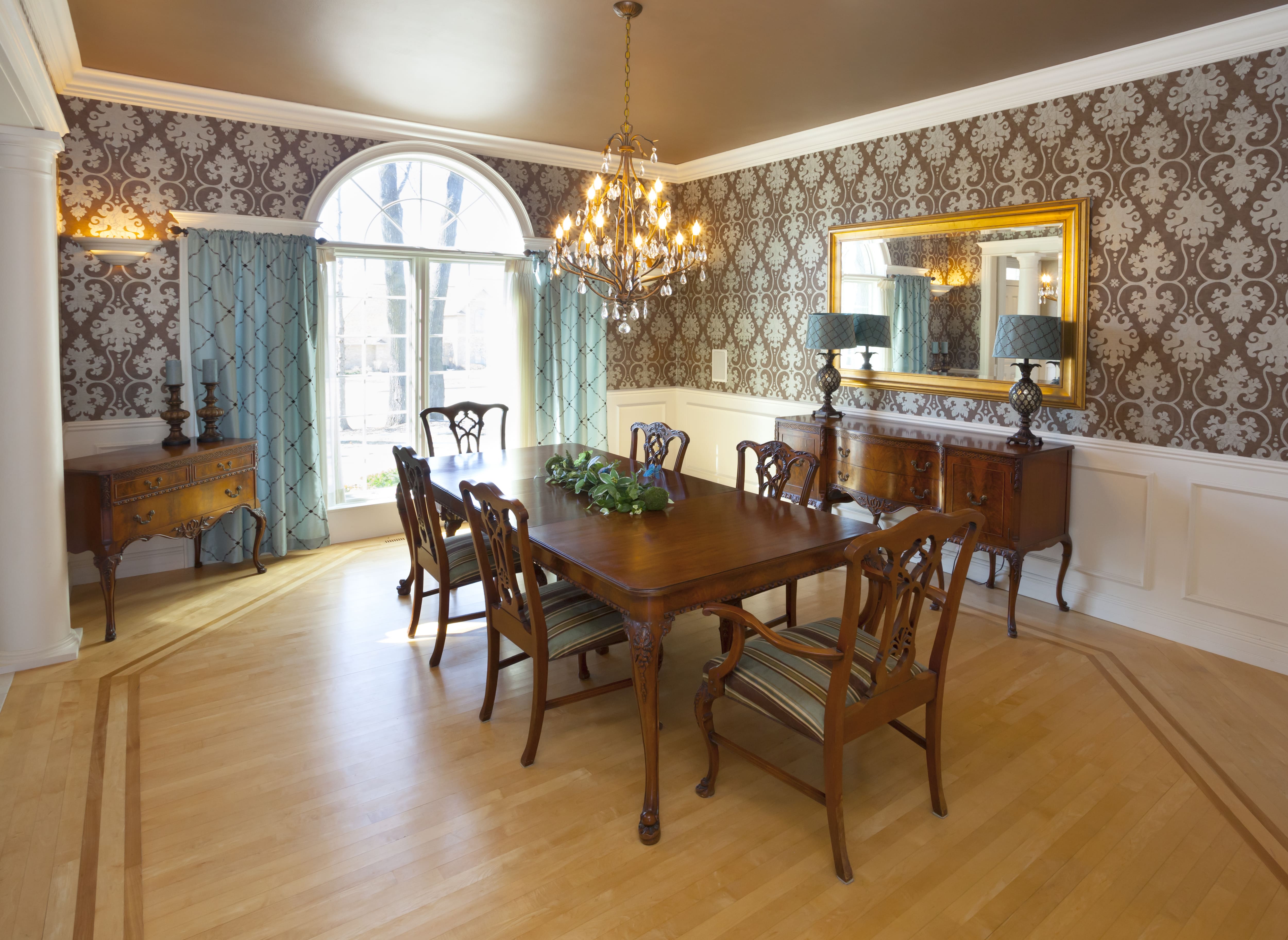 Beadboard Wainscot in the Dining Room - Southern Hospitality